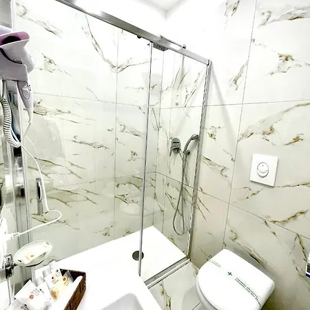 Virgy House Bed & Breakfast 3*
