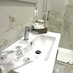 Bed and Breakfast Virgy House