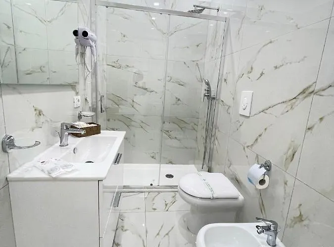 Virgy House 3* Neapol